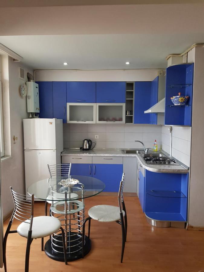 Apartment-14 In The Center Of Jerevan Buitenkant foto